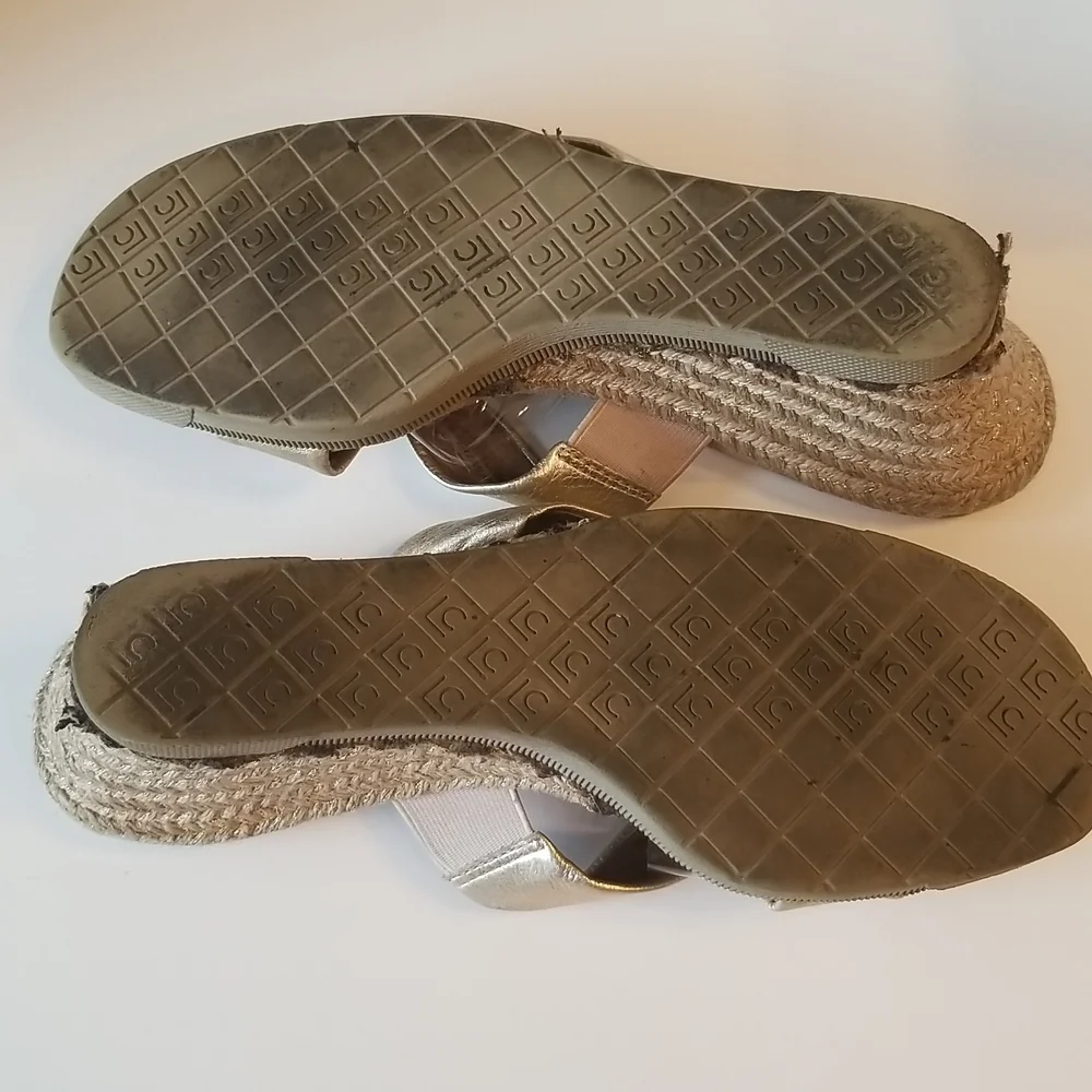 Liz Claiborne Gold Metallic Leather Espadrille/Slides/Mules